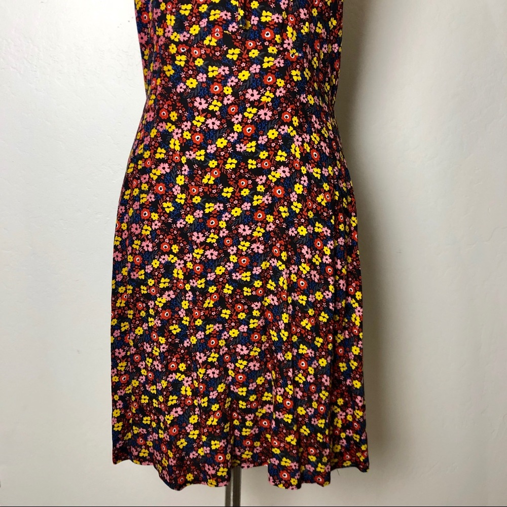 Floral Blossoms Ruffled Shift Dress - Picture 4 of 7